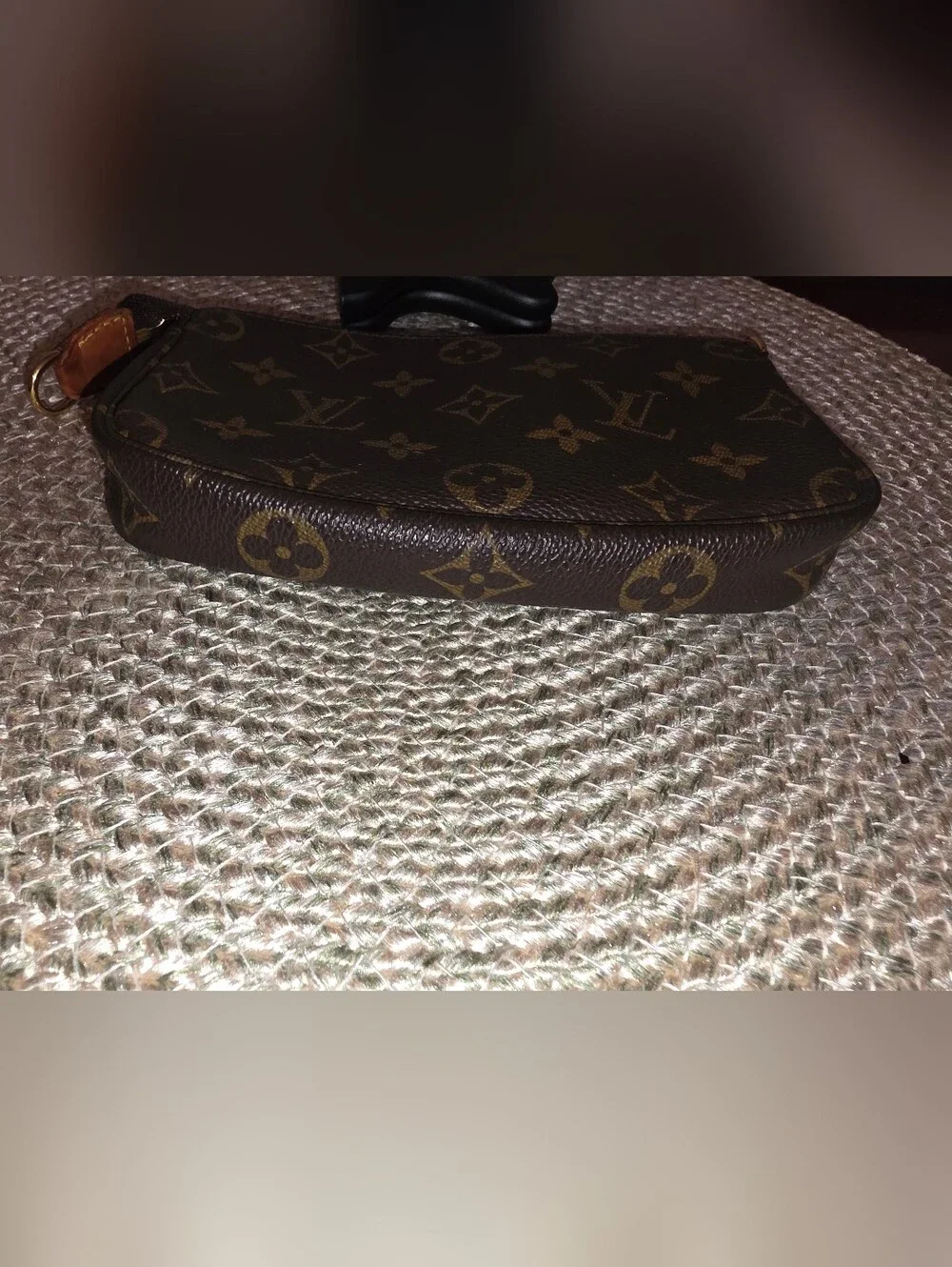 Pre-loved Authentic Louis Vuitton Monogram Mini Pochette Accessories